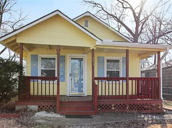 111 W 77th Ter, Kansas City, MO 64114