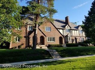 1858 Barrington Rd, Columbus, OH 43221