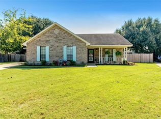 417 Briar Glen Ct, Montgomery, AL 36117