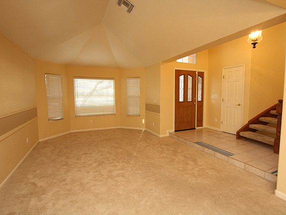 2nd image of 10968 N Black Canyon Ct