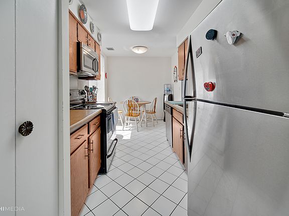 5th image of 4100 Triumvera Dr APT 301B