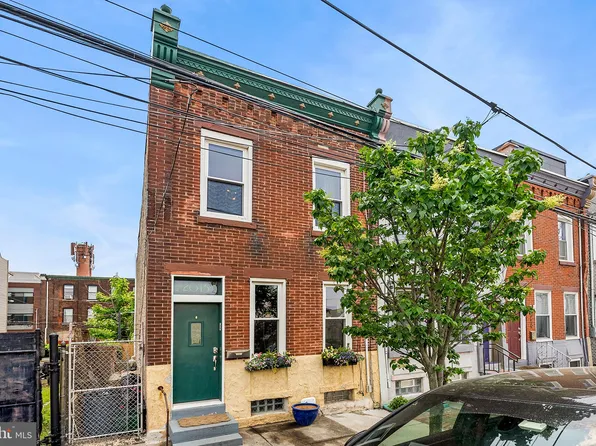 2643 Amber St, Philadelphia, PA 19125