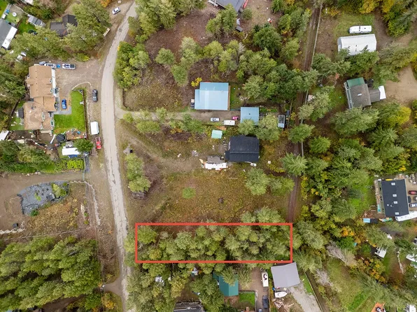 867 Balsam Rd, Central Okanagan West, BC V1Z 3V8