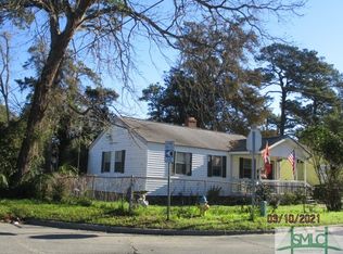 2104 Greenwood St, Savannah, GA 31404