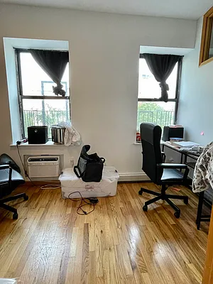 Rented by Metropolitan Property Group | media 27