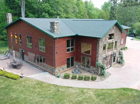 694 W Esmond Rd, Rose City, MI 48654