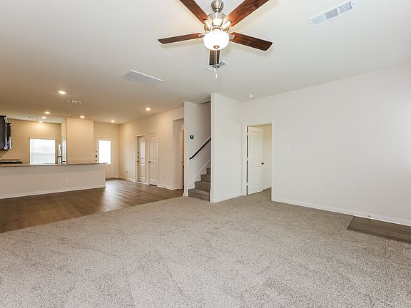 5th image of 1433 Woodwinds Dr