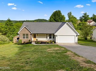 108 Breezewood Cir, Clinton, TN 37716