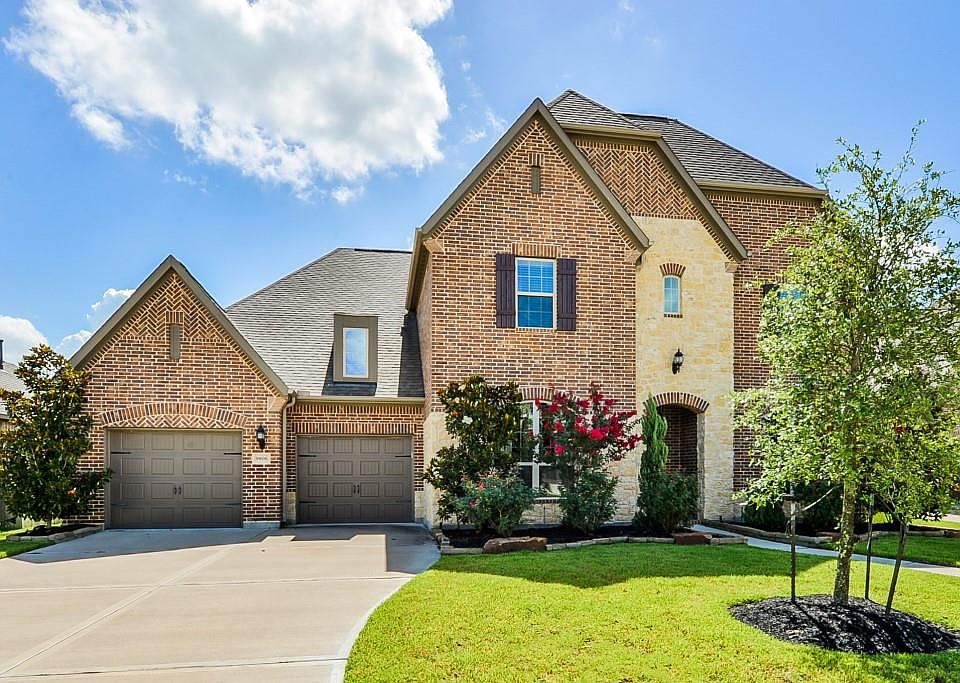 1st image of 9806 Beacon Crossing Ln
