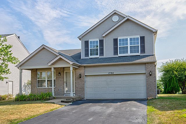 1st image of 1704 Lake Pointe Ct