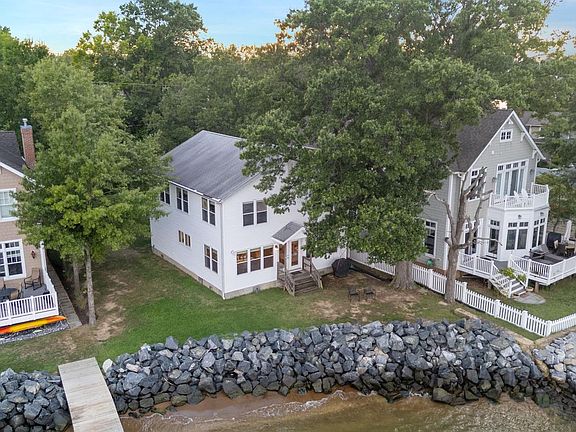 4th image of 7017 Bay Front Dr
