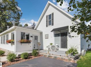 21106 Hulls Rd, Copemish, MI 49625