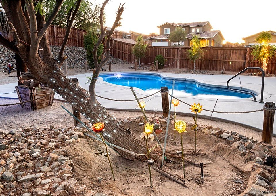 1st image of 74119 Manana Dr