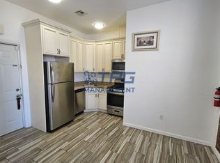 575 55th St #2F, West New York, NJ 07093