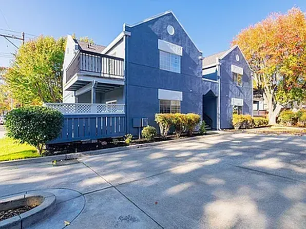 4590 Augustine St #2, Pleasanton, CA 94566