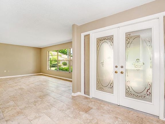 5th image of 4361 Eastwood Ln