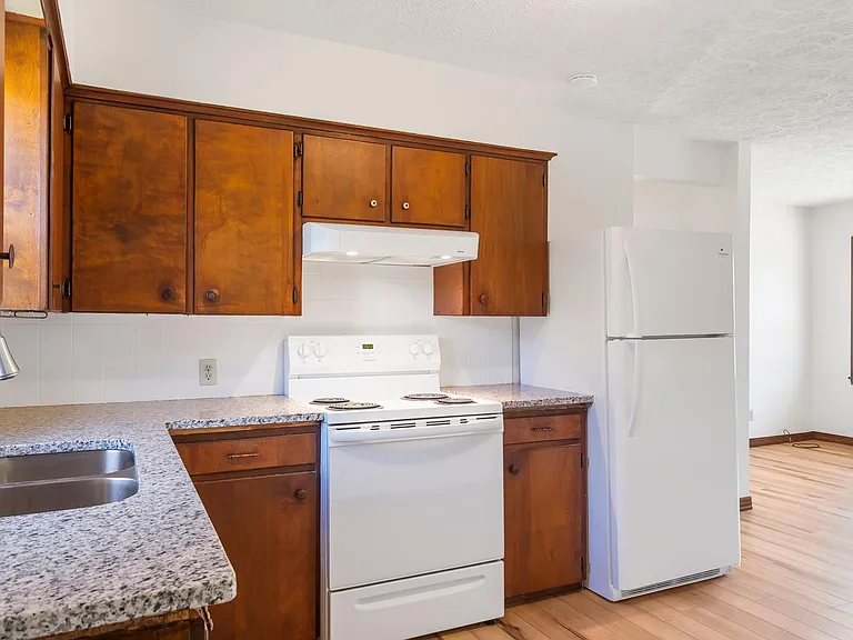 1415 W Inman Rd — Photo 10