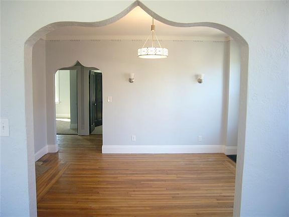 3rd image of 817 Pedretti Ave