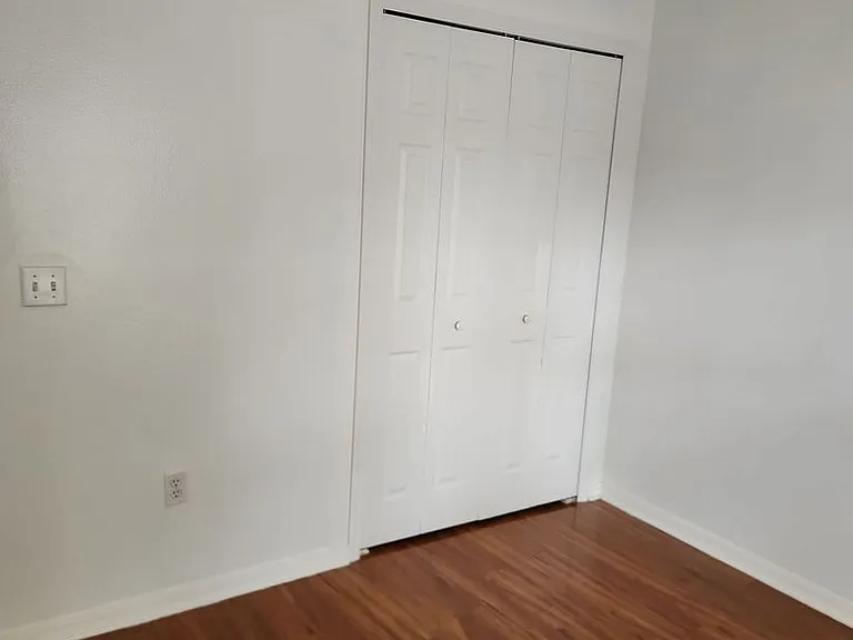 1411 S Mary St — Photo 18