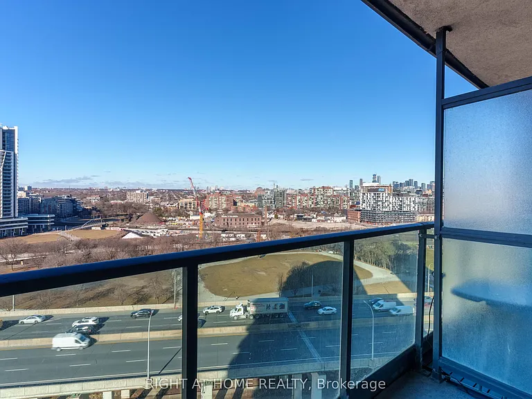 231 Fort York Blvd #1807 — Photo 25