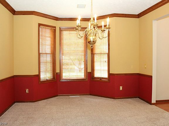 4th image of 22177 Horseshoe Ln