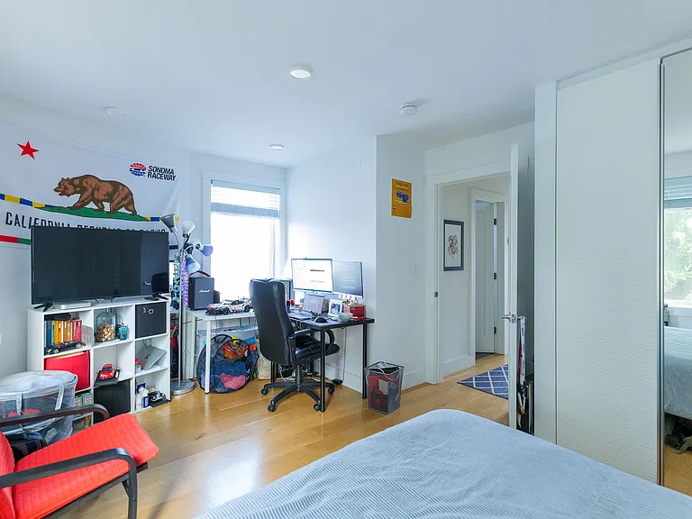 66 Hooker St #66 — Photo 8