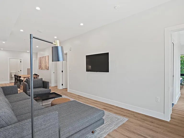 Cypress on Vine Co-Living — Photo 86