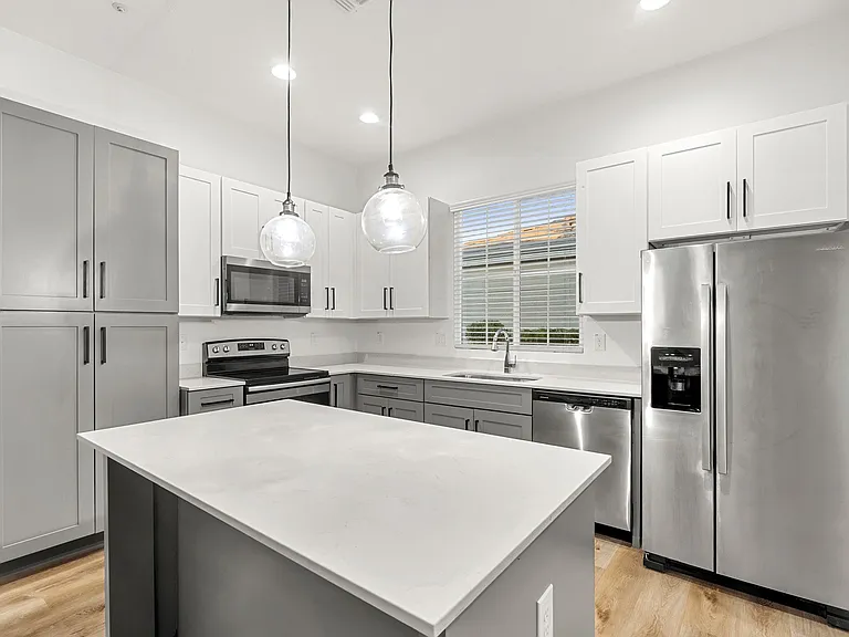 The Farmhouse on Estrella — Photo 60
