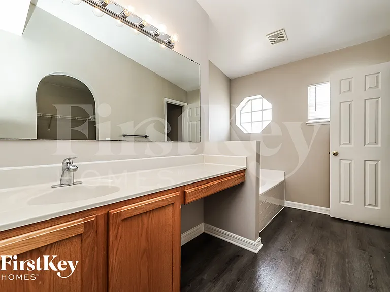 10409 River Bream Dr — Photo 9