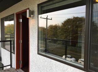 2515 Thorndyke Ave W APT 9, Seattle, WA 98199