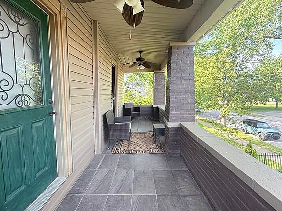 4th image of 615 Daviess St