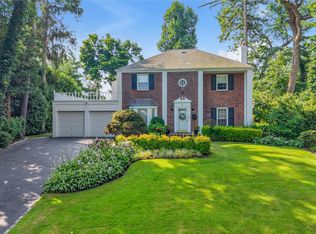 34 Soundview Crst, Manhasset, NY 11030