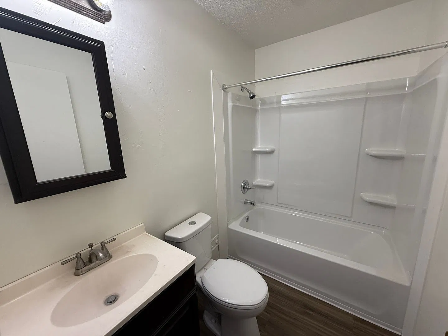 2824 E Memorial Dr — Photo 4