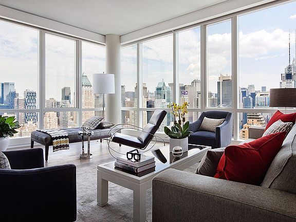 5th image of 450 W 42nd St APT 37R