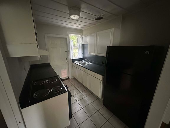 5th image of 5209 Brentwood Ln