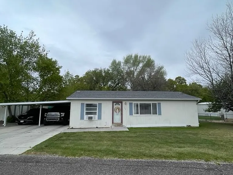 364 E Mill Rd — Photo 1
