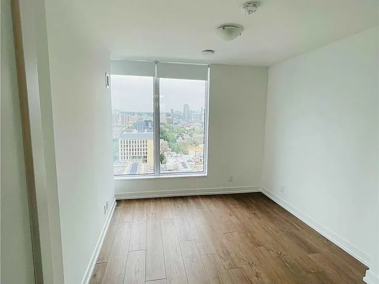 203 College St #2305 — Photo 14
