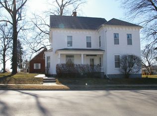 302 W 4th St, Waterloo, IL 62298