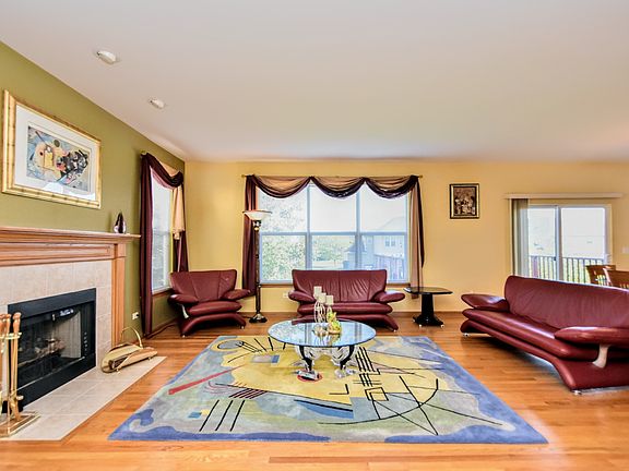 3rd image of 37040 N Deerpath Dr