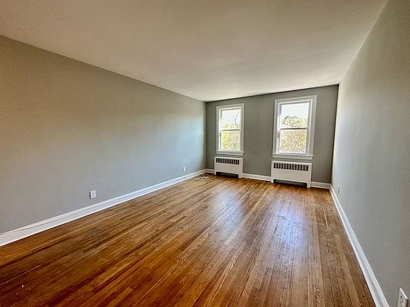 5th image of 85 S Highland Ave APT B19