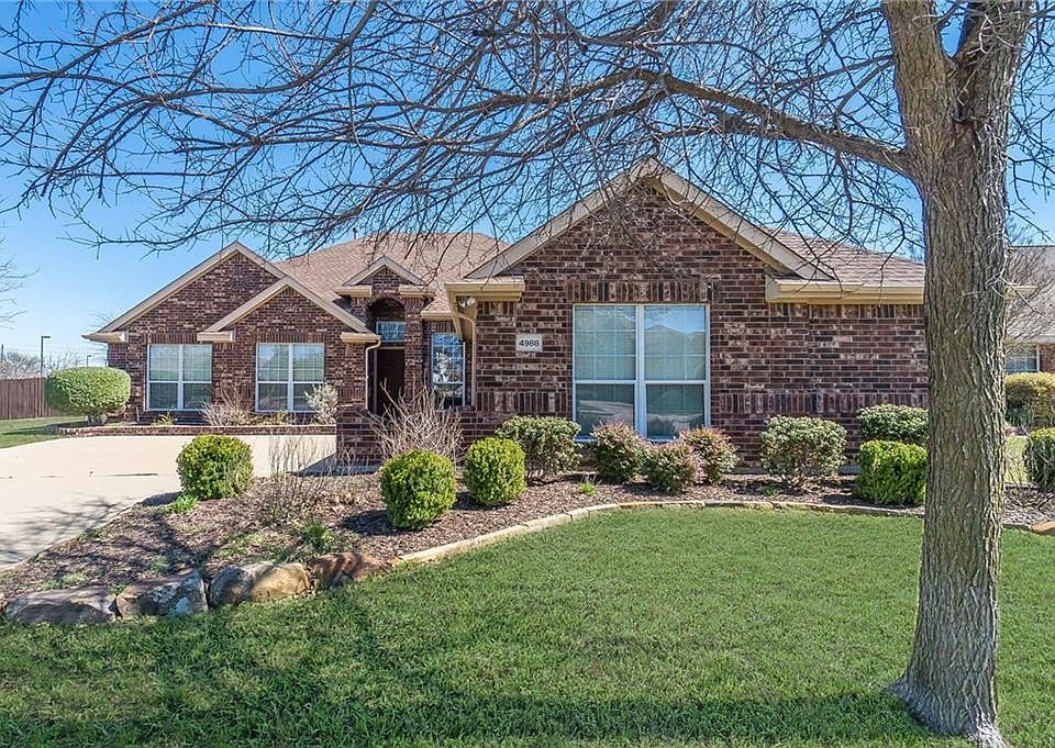 1st image of 4988 Golfside Dr