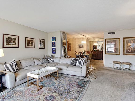 5th image of 1750 Saint Charles Ave APT 532