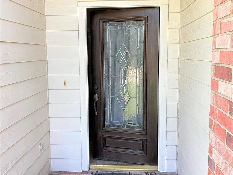 21215 Branford Hills Ln — Photo 2