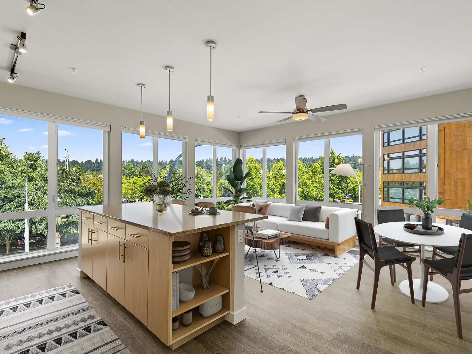 Allez Apartments — Photo 1