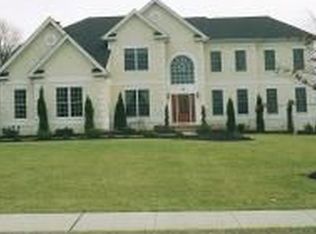 12 Vail Ln, Flemington, NJ 08822