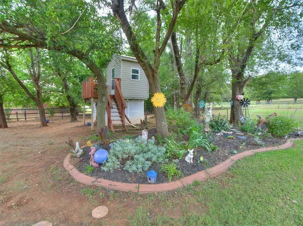 5286 N Dobbs Rd, Harrah, OK 73045