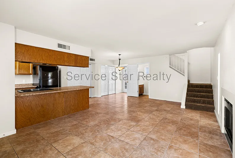 2 bed, 1.5 bath, 1188 sqft, $1,395 — Photo 4