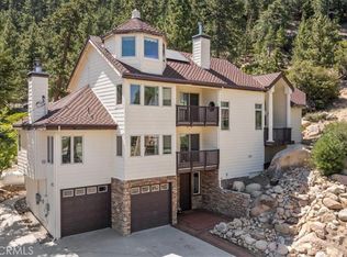 38512 N Shore Dr, Fawnskin, CA 92333