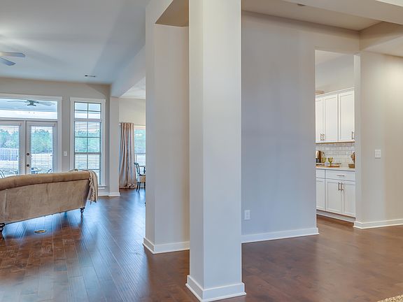 4th image of 1361 Barret Park Way #Fkvwzv