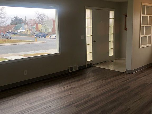 2nd image of 1125 Westwood Ave